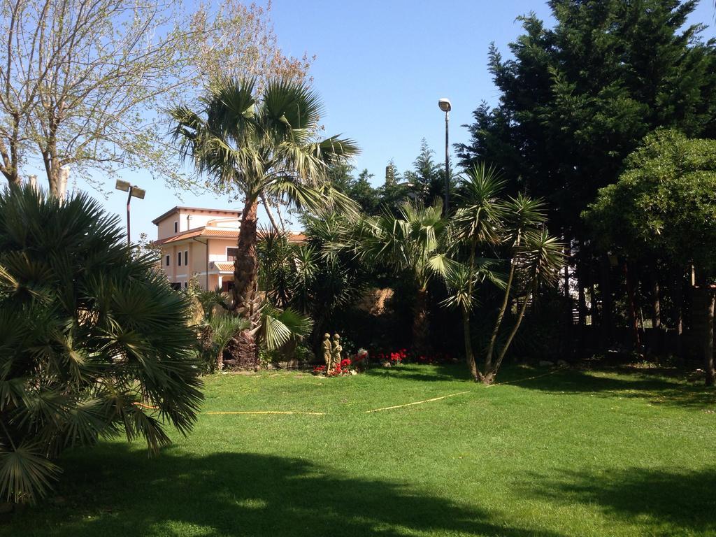B&B Paradise Fiumicino Esterno foto